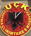 Orë Muri me Emblemën e UÇK-së